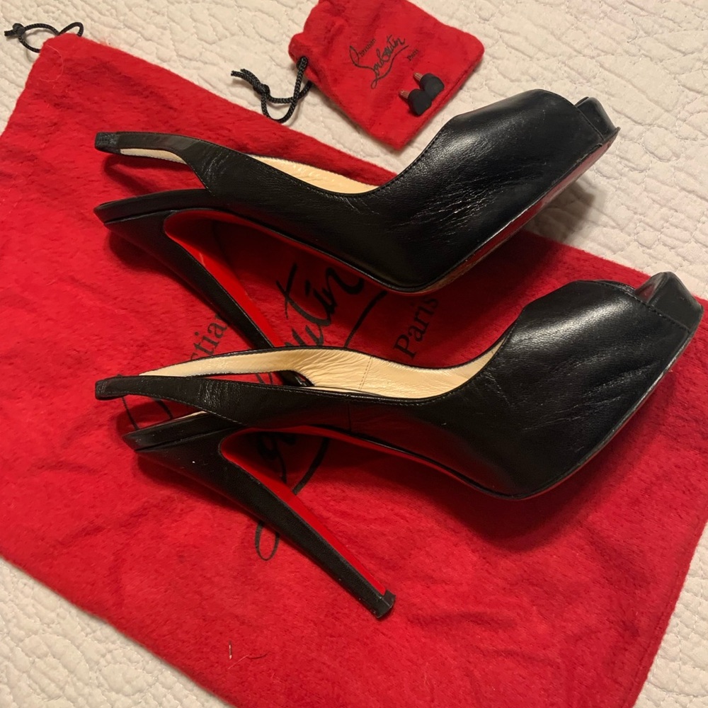 Size 6.